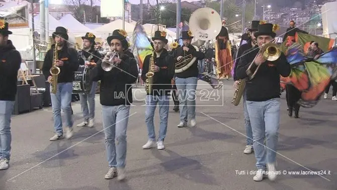 Cosenza, la Gran parata apre ufficialmente la Fiera di San Giuseppe