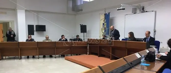 Marina di Gioiosa, il Consiglio riparte. Vestito: «Dove eravamo rimasti...»
