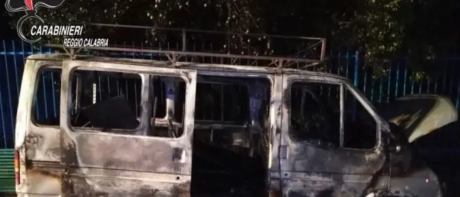 Atti vandalici a Polistena, due arresti