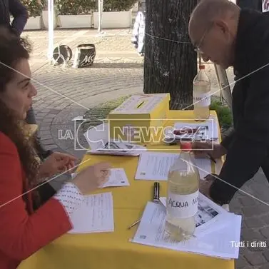 Cosenza, i Cinquestelle denunciano: «Acqua potabile contaminata»