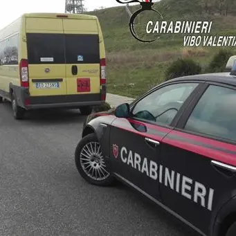 Lo scuolabus del Comune è senza assicurazione: scatta il sequestro