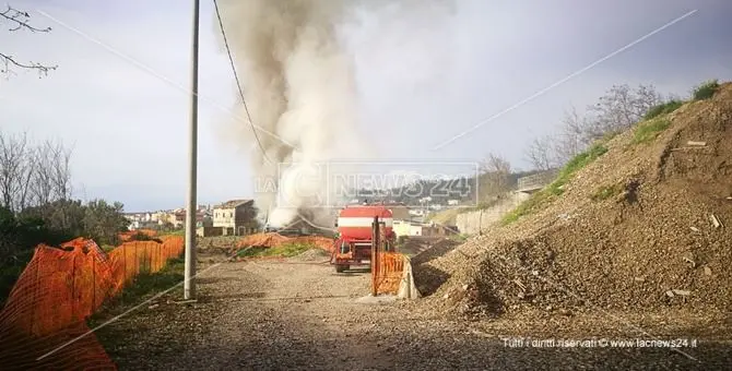 Catanzaro, incendio nel cantiere della metropolitana