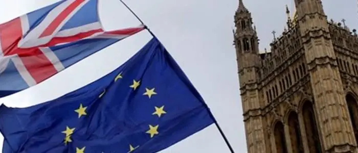 Calabresi “extracomunitari” all’improvviso. Nel Regno Unito in 9mila rischiano con la Brexit