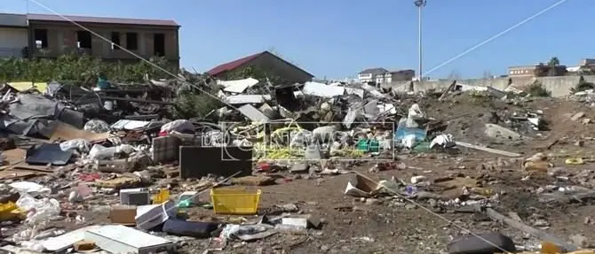 Gioia Tauro, milioni di soldi pubblici sprecati per opere fantasma e cattedrali nel deserto