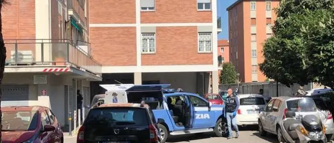 Tragedia a Bologna: due fratellini precipitano dall'ottavo piano e muoiono