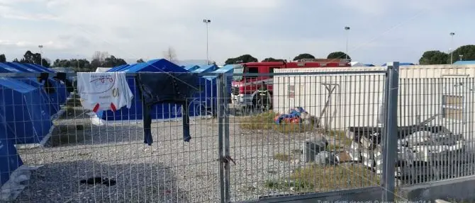 «Nessun legame tra la morte di Sylla e la sicurezza nella tendopoli»