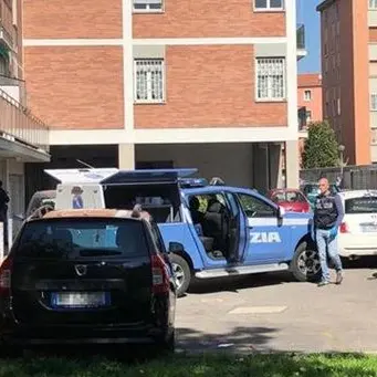 Tragedia a Bologna, cadono dall’ottavo piano: morti due fratellini