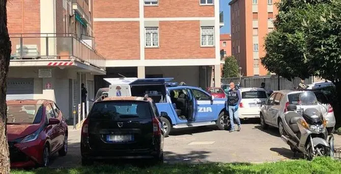 Tragedia a Bologna, cadono dall’ottavo piano: morti due fratellini