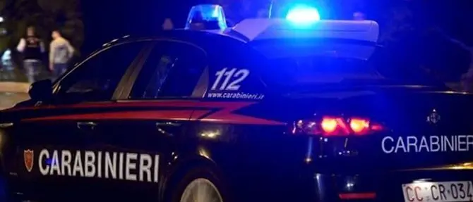 Folle inseguimento nel Vibonese, forza posto di blocco e aggredisce carabinieri