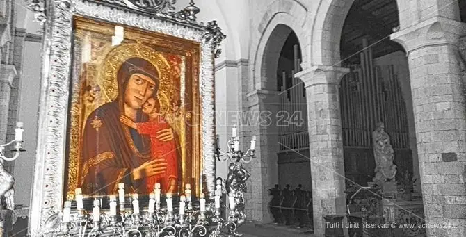 Tropea celebra la Madonna di Romania, il quadro misterioso giunto dall’Oriente