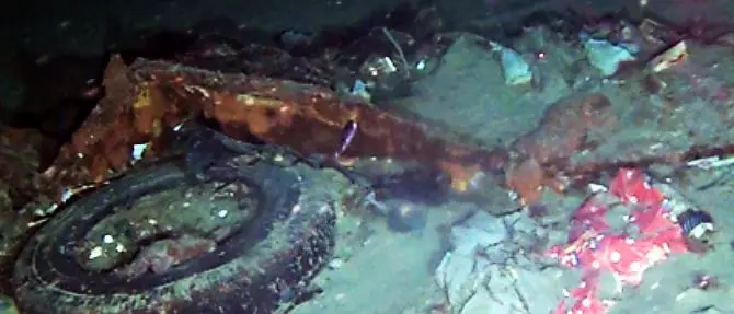 Dalle fiumare al mare, così il fondale tra Calabria e Sicilia è diventato una discarica