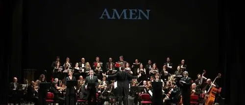 La grande musica a Reggio: al Cilea la prima mondiale della “Via Crucis”