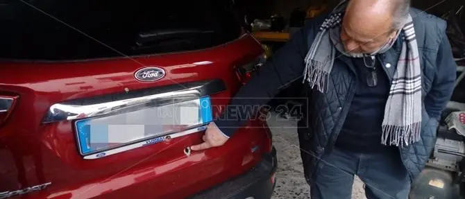 «Non mi dimetto, andrò avanti più forte di prima»: parla l’assessore intimidito