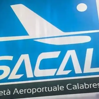 A Sacal per 30 anni la gestione degli aeroporti di Reggio e Crotone