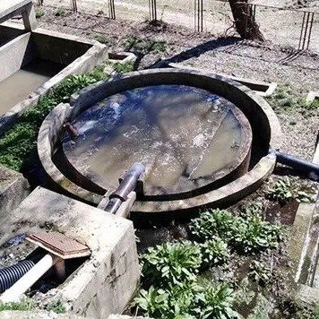 Acque reflue nel torrente, denunciato funzionario comunale