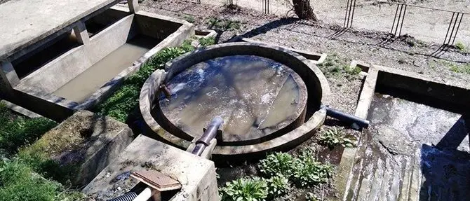 Acque reflue nel torrente, denunciato funzionario comunale