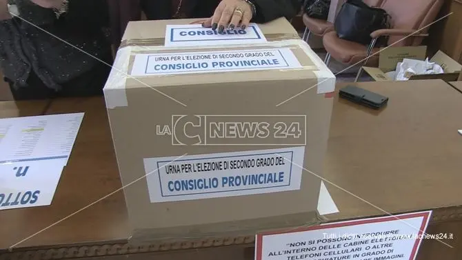 Provinciali a Cosenza, voto irregolare? Il Tar decide l'11 luglio