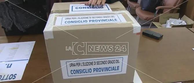 Provinciali a Cosenza, voto irregolare? Il Tar decide l'11 luglio