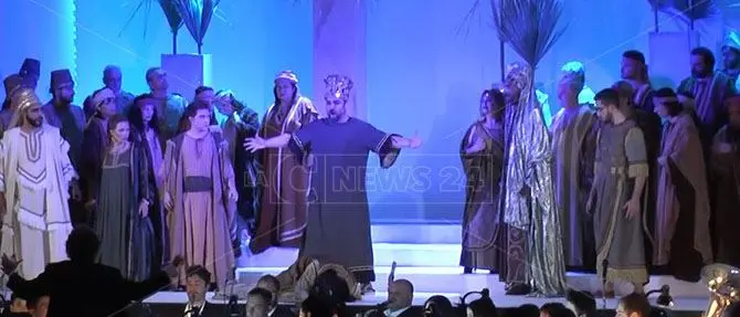 A Morano Calabro va in scena l'opera: successo per il Nabucco di Verdi