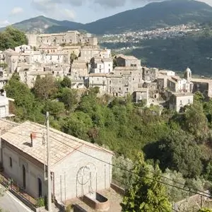 Un ponte collegherà il comune di Cleto con l'autostrada A2