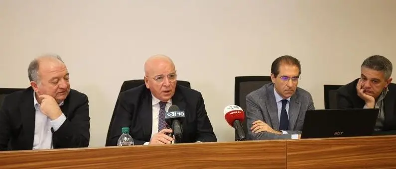 Il presidente Oliverio: «Settecento milioni di euro per gli ospedali»