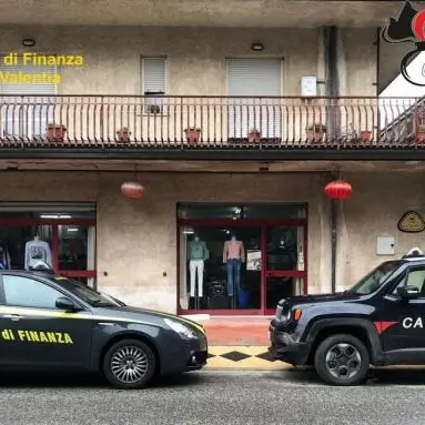 Sequestrati 38 mila addobbi pasquali nel Vibonese