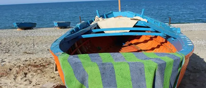 Schiavonea, l'allarme dei pescatori: «Senza finanziamenti né spiaggia»