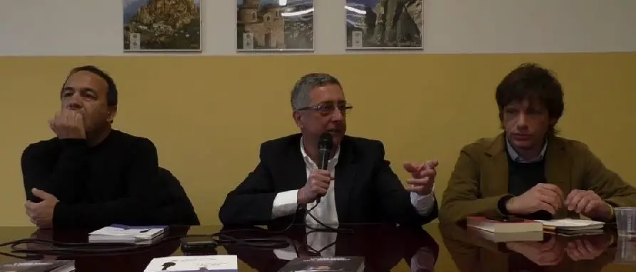 Lucano e Civati contro l'indifferenza e il razzismo