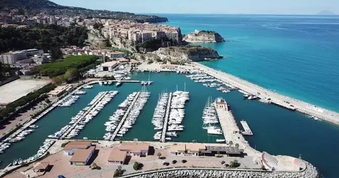 Tropea, al porto si celebra la Giornata del mare