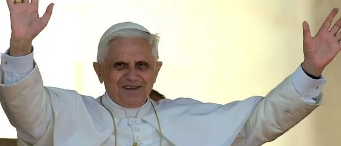 Pedofilia, la denuncia di Papa Ratzinger: «Colpa della rivoluzione del ‘68»