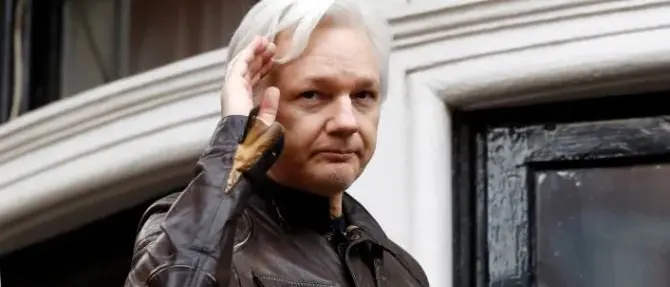Londra, arrestato Julian Assange fondatore di Wikileaks