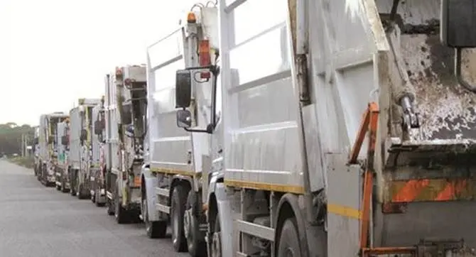 Tornano i rifiuti alla discarica di Celico, riesplode la protesta