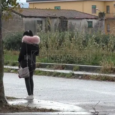 Prostituzione, amianto e degrado: a Lamezia esplode la protesta (VIDEO)