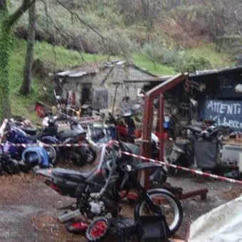 Rifiuti speciali, sequestrata un'area adibita a discarica abusiva a Taverna