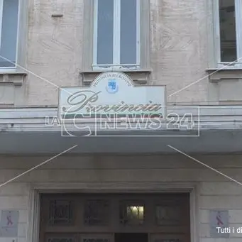 Provincia di Crotone, si restringe la rosa dei papabili alla presidenza