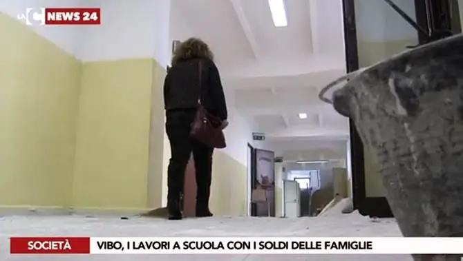 I lavori a scuola con i soldi delle famiglie (VIDEO)