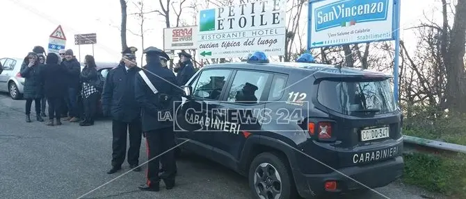 Discarica di Celico, gli attivisti: «Vogliamo controllare i camion»
