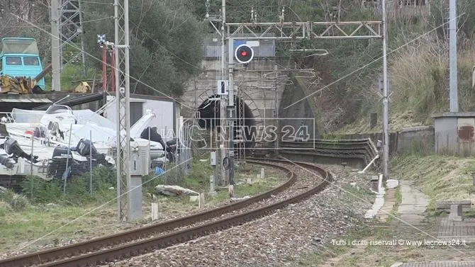 Santomarco, si lavora per riaprire il tunnel entro il 30 aprile - VIDEO