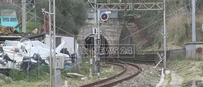 Santomarco, si lavora per riaprire il tunnel entro il 30 aprile - VIDEO