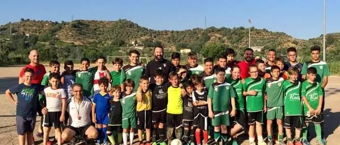 «Educate i vostri figli allo sport... sarà la loro droga» - VIDEO