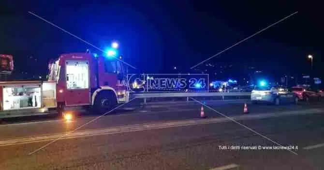 Reggio, auto finisce nel torrente Calopinace: un morto - VIDEO