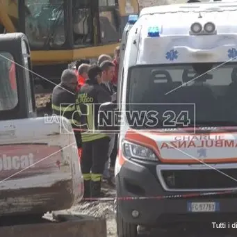 Dramma sul lavoro a Crotone, l'operaio ferito trasferito fuori città