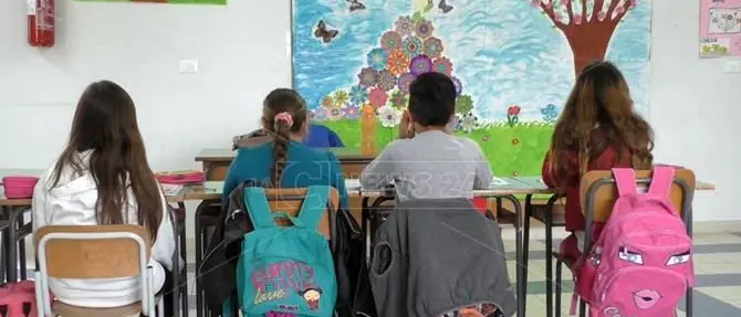 Le scuole ghetto dei rom: qui gli italiani non vogliono entrare - VIDEO