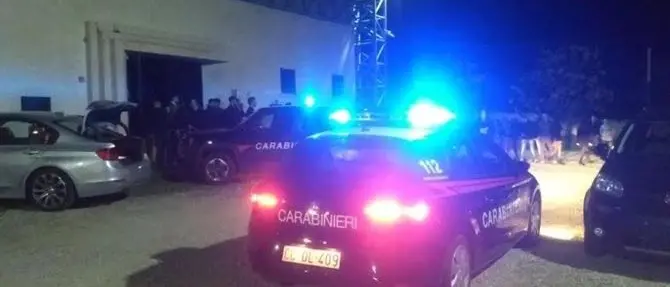 Petilia Policastro, chiusa discoteca senza autorizzazioni