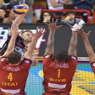 SUPERLEGA | Tonno Callipo a Verona per riaprire la qualificazione - VIDEO