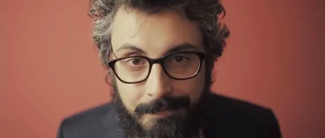 Brunori Sa, da stasera su Rai3 lo show del cantautore cosentino