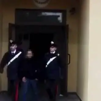 «Mio figlio fa uso di droga»: sgominata rete di spacciatori - VIDEO