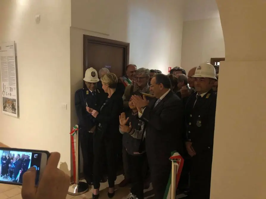 Il museo di Locri apre dopo le polemiche. Il sindaco smorza i toni: «Inviterò Malacrino» - VIDEO