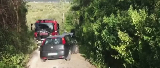 Autobomba per padre e figlio: un morto e un ferito in fin di vita a Limbadi - VIDEO