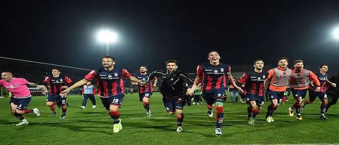 SERIE A | Crotone, quella per la salvezza è ormai una corsa contro il tempo - VIDEO